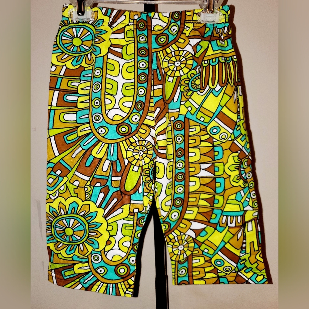 Peace Of Cake Vibrant Patterned Shorts NWT